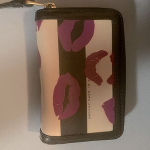 Marc by Marc jacobs zip wallet